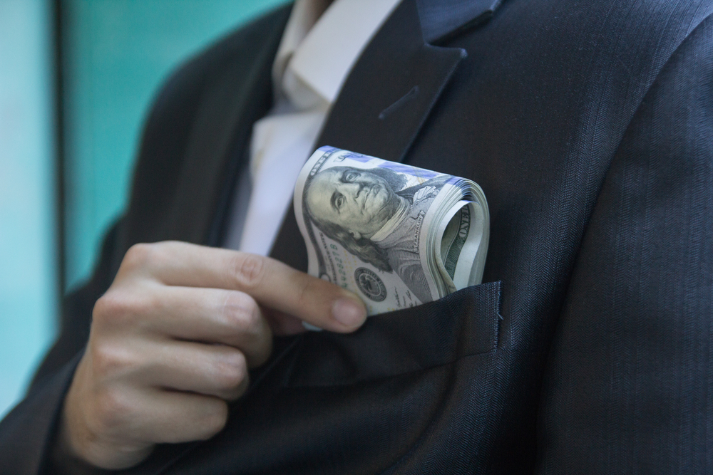 Forbes опублікував список найбагатших людей світу: у рейтингу семеро українців