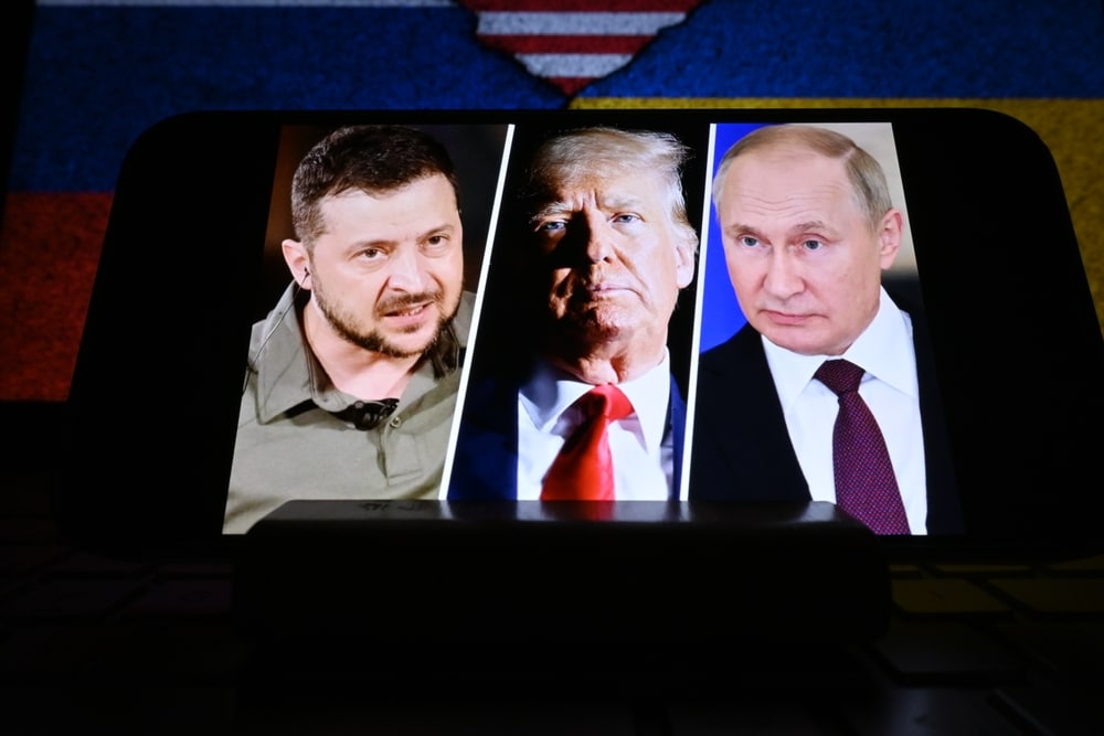 "Ненависть між ними безглузда": Трамп заявив про розмови із Зеленським і Путіним