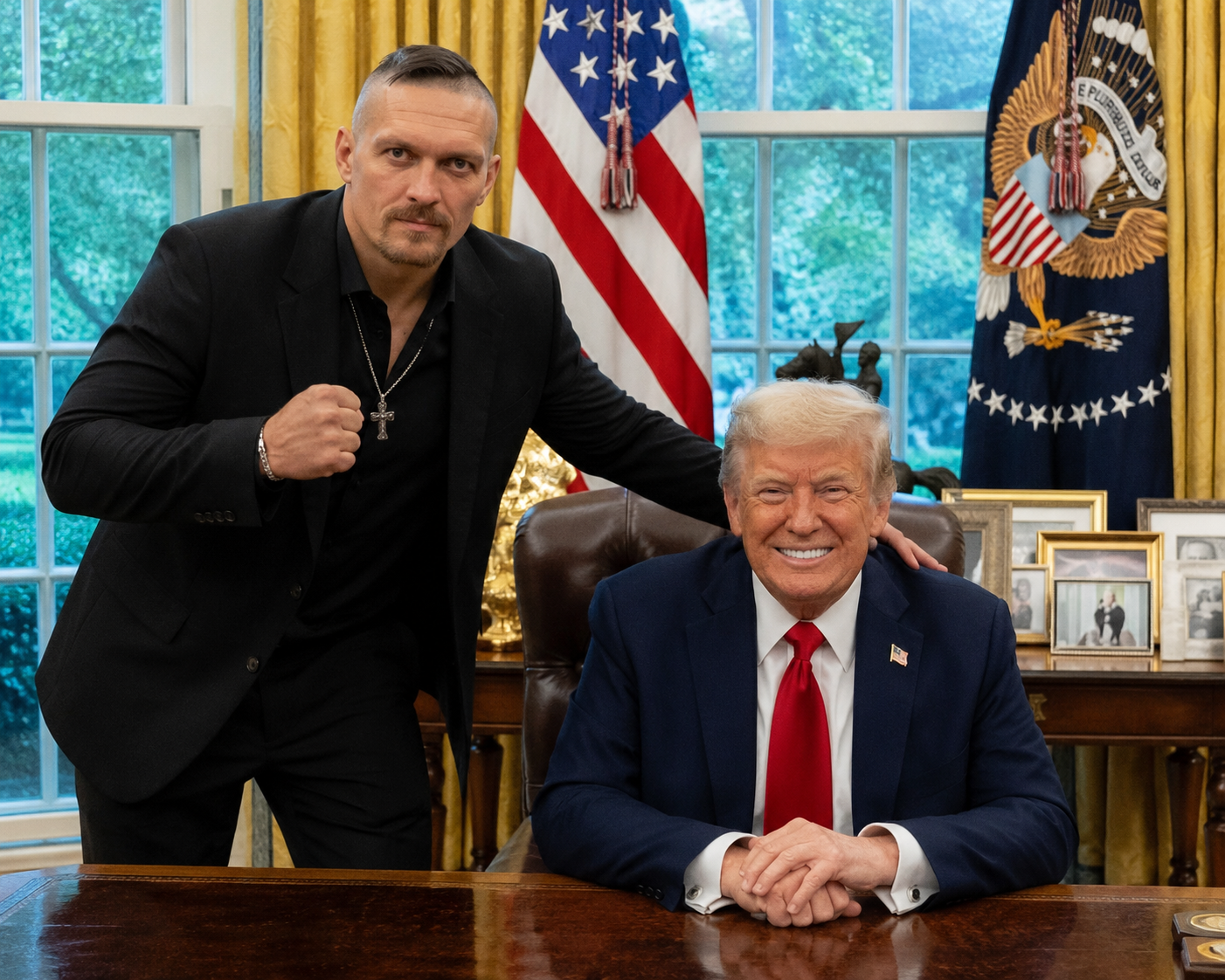 Усик на дні народження Трампа: як зустрівся з президентом та що казав про Зеленського