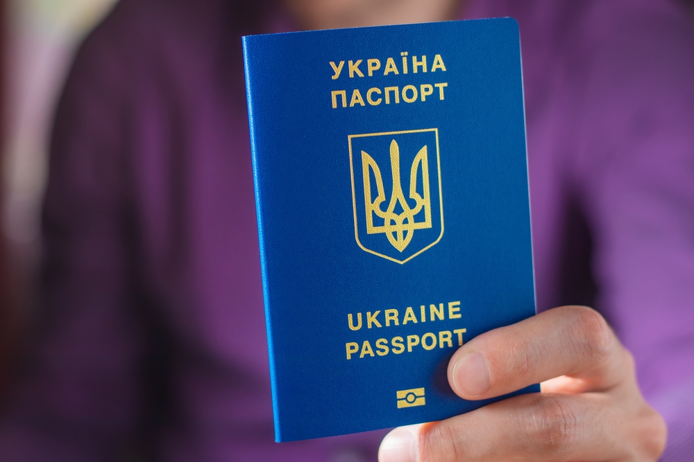 ЄС хоче позбавити захисту українських чоловіків призовного віку: що відомо