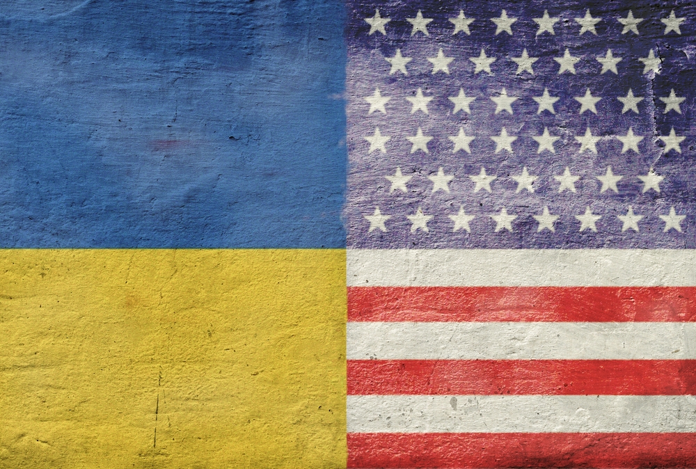 Скільки українців вважають, що США схиляють Київ до поступок: дані опитування