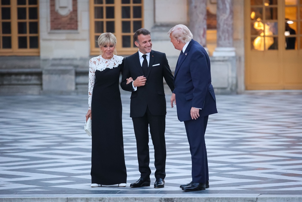 Як Макрон переконав Трампа підтримати Україну на саміті G7