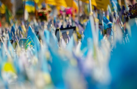 Партнери України змирилися з тим, що війна продовжиться у 2027 році — Bloomberg
