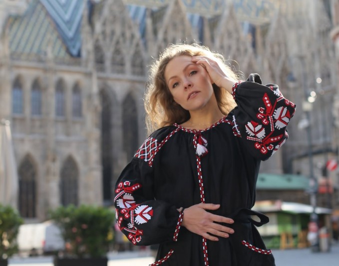 Хореограф Олена Шоптенко таємно вийшла заміж за іноземця. Фото
