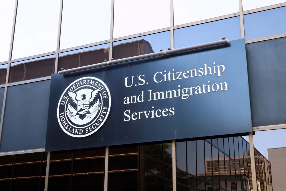 USCIS підтвердила, що українці з TPS зберігають захист після 19 жовтня