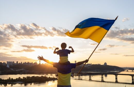 Більшість українців вірять у перемогу, але впевненість знижується — опитування КМІС
