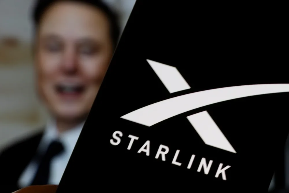 Маск сам наказав уповільнити Starlink для ЗСУ: Трамп просив зняти обмеження